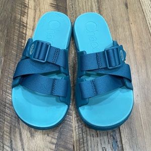 Chaco slides Sandals Wm 5